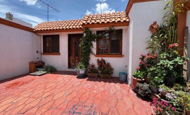 Hermosa casa en 1 planta en Ensueños.