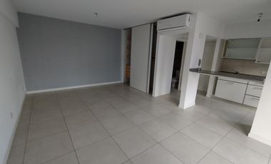 DEPARTAMENTO EN ALQUILER EN MORON SUR - MONOAMBIENTE DIVISIBLE -  EDIFICIO DE CATEGORIA!!