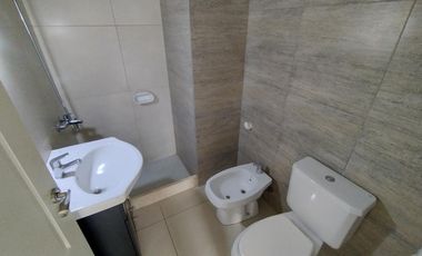 DEPARTAMENTO EN ALQUILER EN MORON SUR - MONOAMBIENTE DIVISIBLE -  EDIFICIO DE CATEGORIA!!