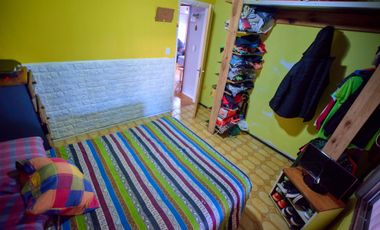 VENTA CASA 3 AMB  PATIO BERAZATEGUI APTA CREDITO