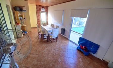 VENTA CASA 3 AMB  PATIO BERAZATEGUI APTA CREDITO