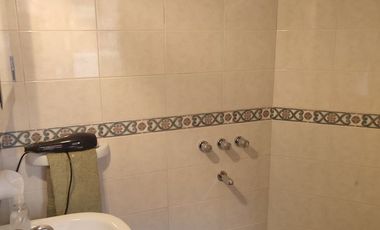 VENTA CASA 5 AMB EN QUILMES CON QUINCHO