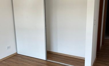 VENTA DEPTO 2 AMB CON COCHERA EDIFICIO MD