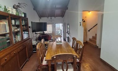 CASA EN VENTA EN EXCELENTE UBICACIÓN