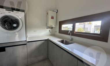 Casa en venta - Barrio La Horqueta  de Echeverría, Canning