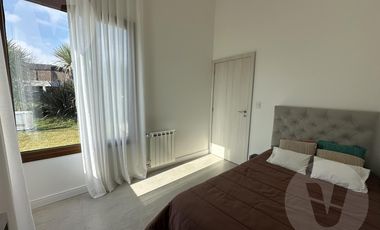 Casa en venta - Barrio La Horqueta  de Echeverría, Canning