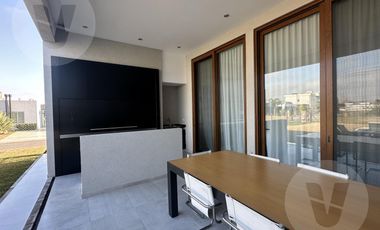 Casa en venta - Barrio La Horqueta  de Echeverría, Canning