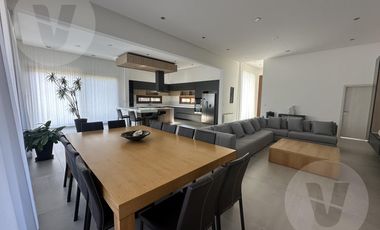 Casa en venta - Barrio La Horqueta  de Echeverría, Canning