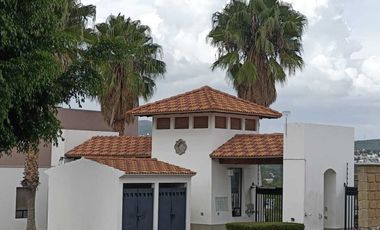 RENTO CASA EN DAVINCI CUMBRES DEL LAGO 2 REC EN PLANTA BAJA y LOFT EN 2do PISO