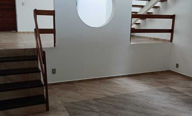 RENTO CASA EN DAVINCI CUMBRES DEL LAGO 2 REC EN PLANTA BAJA y LOFT EN 2do PISO