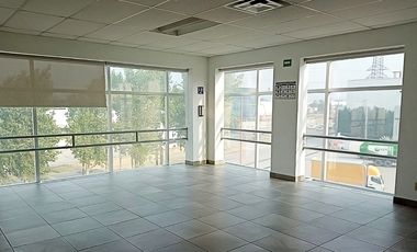 Nave Industrial en renta con 680m² de almacen y 1520m² de oficinas en Tepozotlan