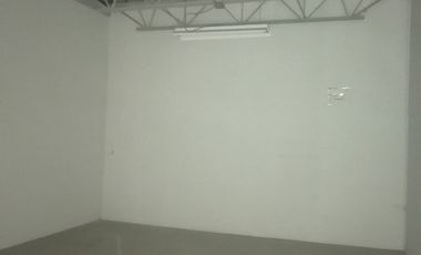 Nave Industrial en renta con 680m² de almacen y 1520m² de oficinas en Tepozotlan