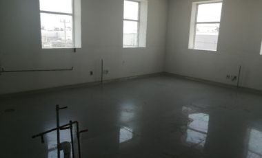 Nave Industrial en renta con 680m² de almacen y 1520m² de oficinas en Tepozotlan