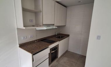 ALQUILER - Monoambiente con balcón - semi nuevo impecable - CABALLITO