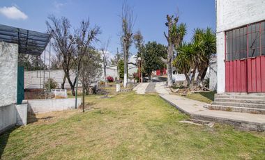 TERRENO EN VENTA CON AMPLIO USO DE SUELO COMERCIAL.