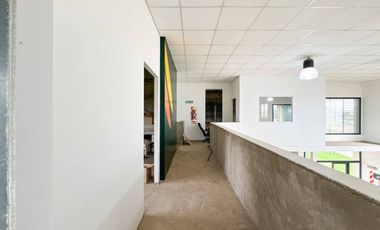 VENTA LOTE-GALPÓN-OFICINA SOBRE CIRCUNVALACIÓN