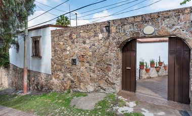 Casa en venta en callejón histórico de San Miguel – Alberca y Terrazas