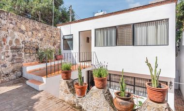 Casa en venta en callejón histórico de San Miguel – Alberca y Terrazas