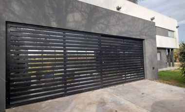 Casa en Puerto Roldán