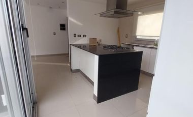Casa en Puerto Roldán