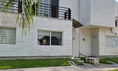 Casa en Venta apta para crédito, en Condominio Prados de Oacalco