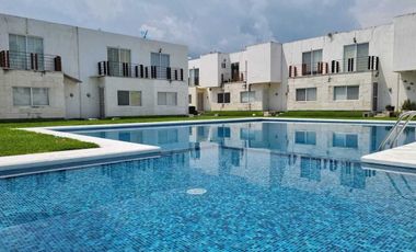 Casa en Venta apta para crédito, en Condominio Prados de Oacalco