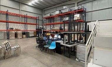 DOS BODEGA JUNTAS C/ OFICINAS EN TERRA BUSINESS PARK