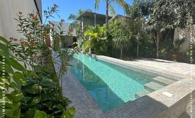 Casa en venta en Conkal casa gemela dentro de privada con amenidades