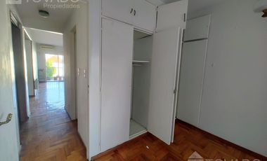 Luminoso 2 ambientes con balcón en Alquiler en Villa Urquiza!