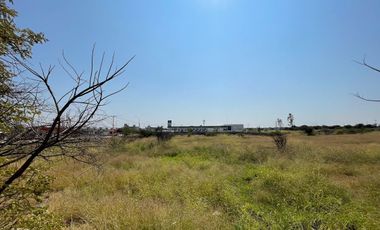 TERRENO COMERCIAL EN RENTA EN LA ZONA DE  PASEO QUERÉTARO