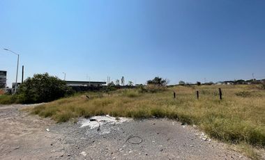 TERRENO COMERCIAL EN RENTA EN LA ZONA DE  PASEO QUERÉTARO