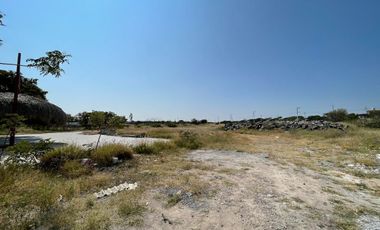 TERRENO COMERCIAL EN RENTA EN LA ZONA DE  PASEO QUERÉTARO