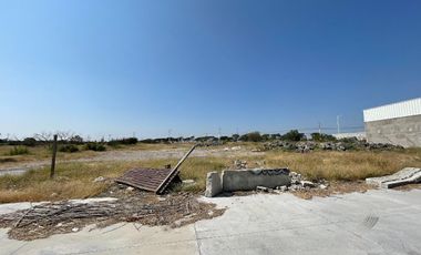 TERRENO COMERCIAL EN RENTA SOBRE AV. PASEO QUERÉTARO, QUERÉTARO