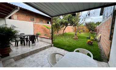 Casa campestre amoblada en venta - Tablones Palmira Valle Colombia