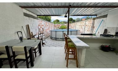 Casa campestre amoblada en venta - Tablones Palmira Valle Colombia