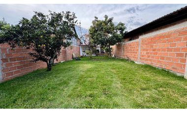 Casa campestre amoblada en venta - Tablones Palmira Valle Colombia