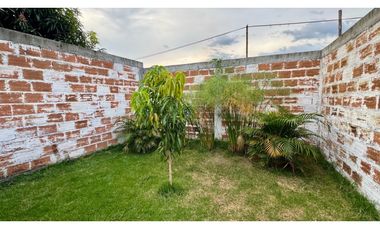 Casa campestre amoblada en venta - Tablones Palmira Valle Colombia