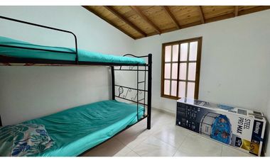 Casa campestre amoblada en venta - Tablones Palmira Valle Colombia