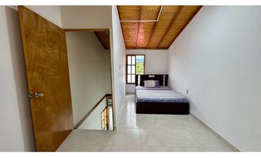 Casa campestre amoblada en venta - Tablones Palmira Valle Colombia