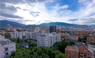 Apartamento En Arriendo, Laureles - Medellin