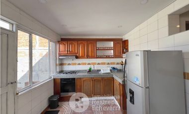 Casa comercial en arriendo, barrio El Bosque, Manizales