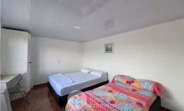 Casa comercial en arriendo, barrio El Bosque, Manizales