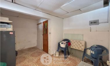 Casa comercial en arriendo, barrio El Bosque, Manizales