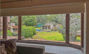 CASA EN VENTA Y RENTA EN EL CENTRO DE AVANDARO, VALLE DE BRAVO