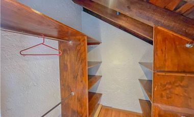 CASA EN VENTA Y RENTA EN EL CENTRO DE AVANDARO, VALLE DE BRAVO