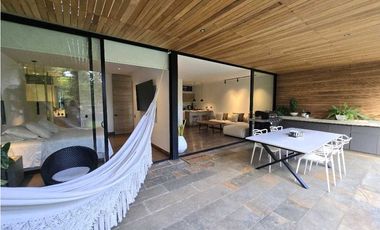 Venta de apartamento con jardín y terraza en San Lucas