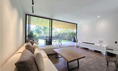 Venta de apartamento con jardín y terraza en San Lucas