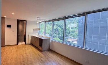 Oficina en venta en el poblado