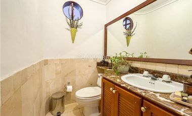 VENTA DE CASA CAMPESTRE EN UNIDAD CERRADA ENVIGADO
