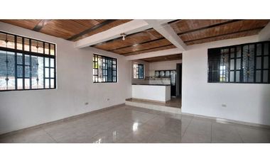 ARRIENDO APTO ALTOS DEL PEÑON GIRARDOT $800.000